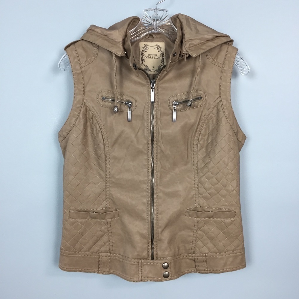 𝅺downtown Coalition Tan Vegan Leather Quilted Vest